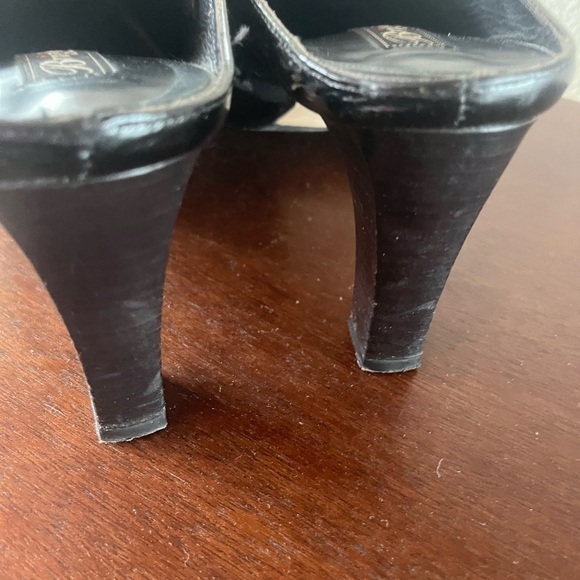 Brighton Patent Leather Rococo Mule 3" Sz 9.5 - Picture 9 of 9